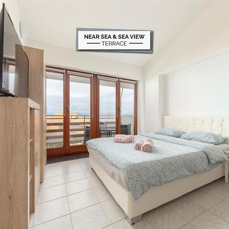 Studio Vesna & Zan Koper Luaran gambar